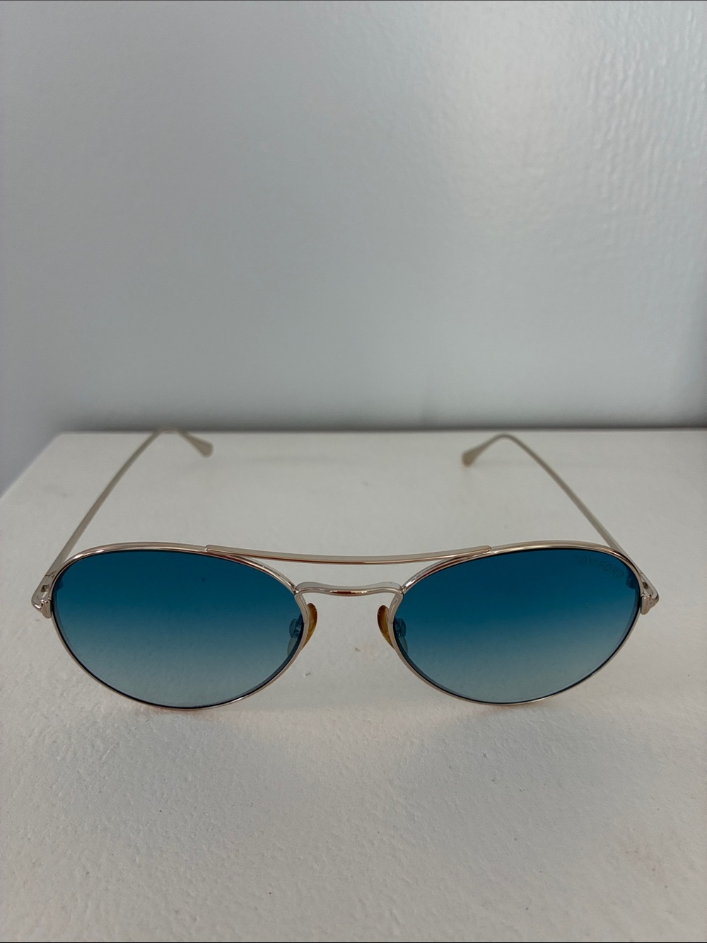 Tom Ford Women’s Sunglasses TF551- Ace-02— Silver Frame with Blue Lenses - Picture 4 of 8